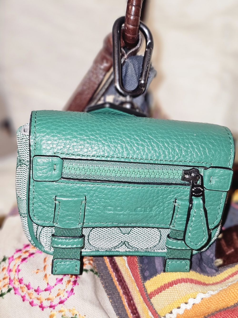 Coach Leather Belt Bag Keys ID $ Carabiner